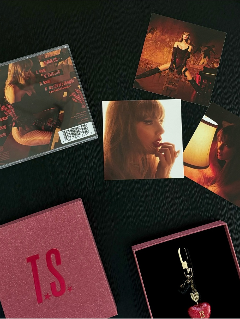 Taylor Swift The Life of a Showgirl Deluxe CD Set - Picture 2 of 2